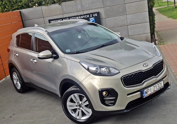 Kia Sportage cena 65999 przebieg: 137000, rok produkcji 2016 z Tuchów małe 326
